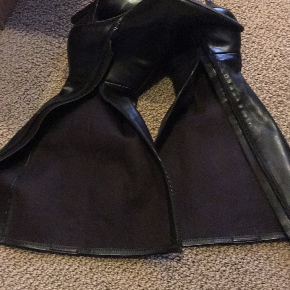 Calvin Klein Brown Leather boots with suede trim. - Picture 8 of 8